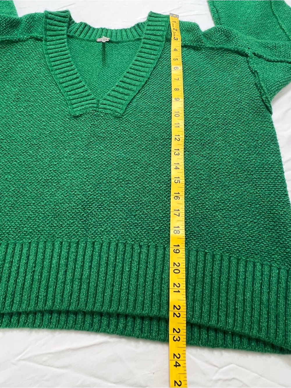 Free People Emerald Kelly Green Chunky Knit V-Neck Oversized Sweater L - Picture 4 of 8